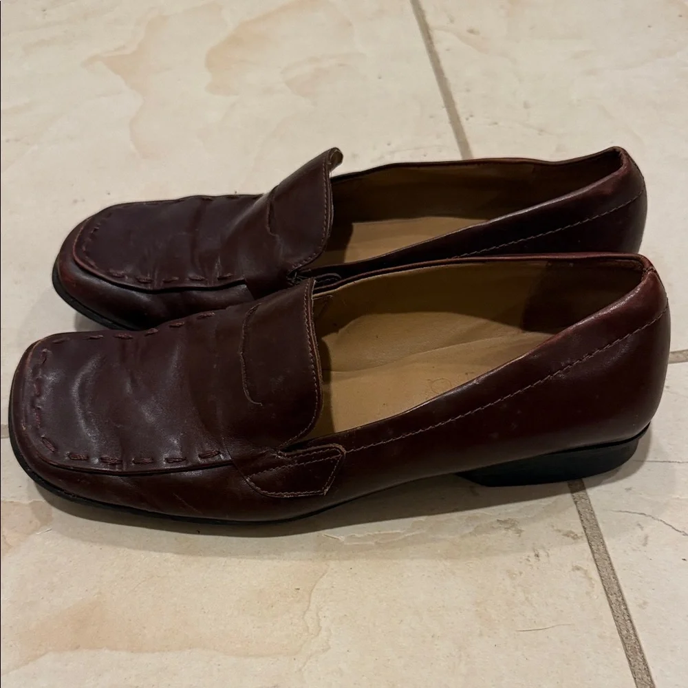 Franco Sarto Women’s Brown Leather Penny Loafers Size 8 - Picture 2 of 4